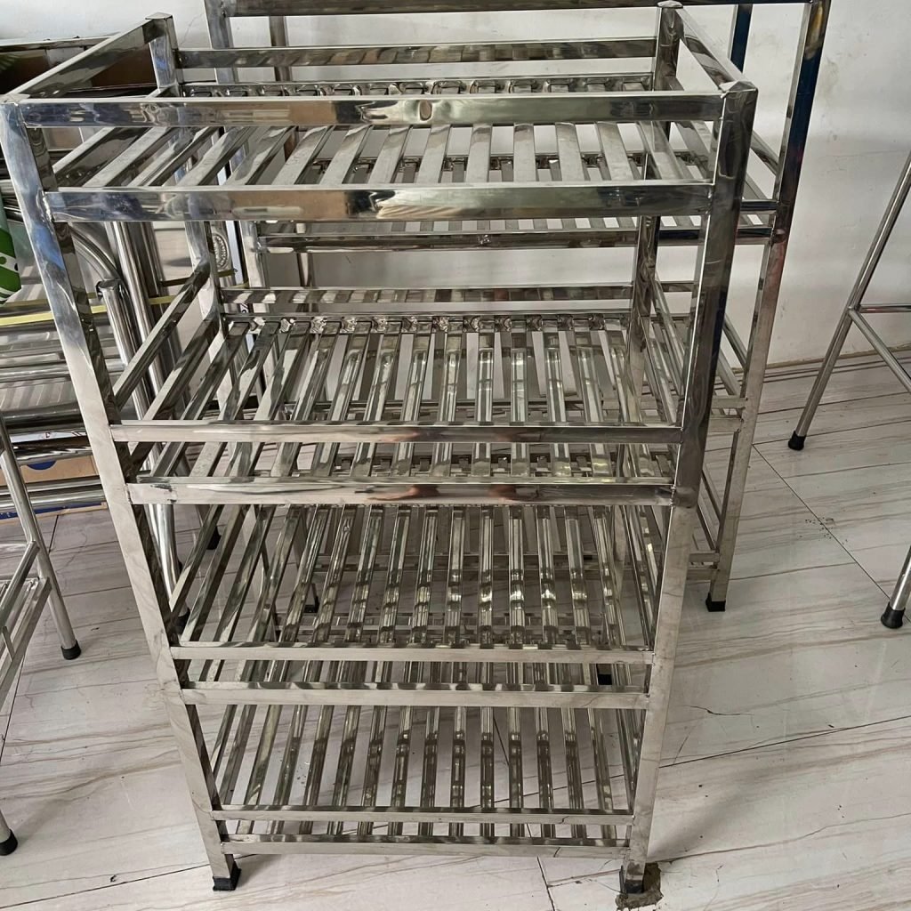 CÔNG TY TNHH SẢN XUẤT & THƯƠNG MẠI SÁU PHÁT