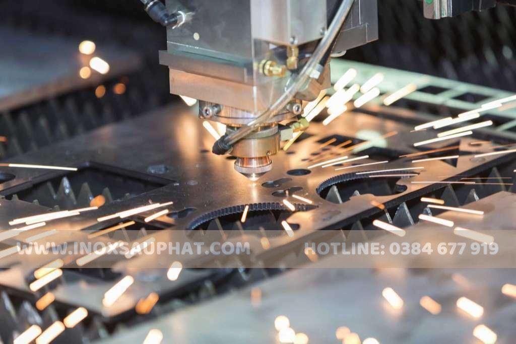 cat-cnc-laser-theo-yeu-cau