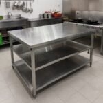 Bàn inox công nghiệp cho bếp công nghiệp bằng inox 304