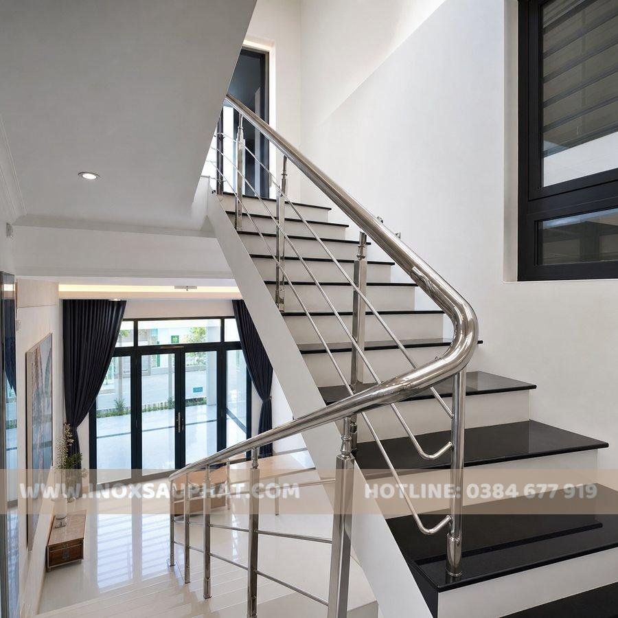 Tay vịn cầu thang inox đẹp cho nhà phố hiện đại